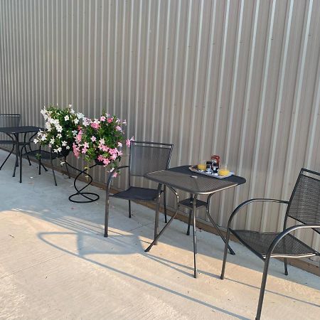 Belle River Woodslee Bed And Breakfast מראה חיצוני תמונה