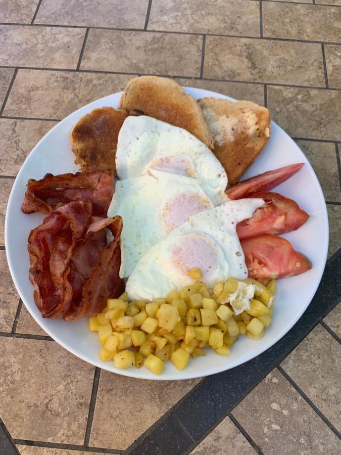 Belle River Woodslee Bed And Breakfast מראה חיצוני תמונה