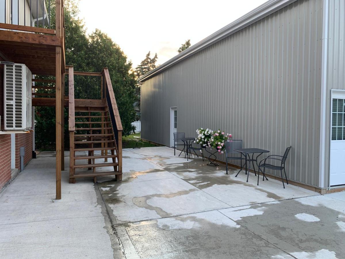 Belle River Woodslee Bed And Breakfast מראה חיצוני תמונה
